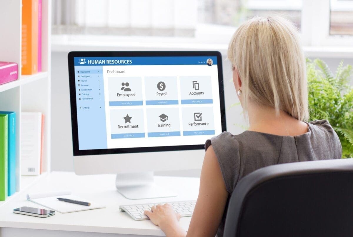 Cover image for How to Choose Enterprise Payroll Software